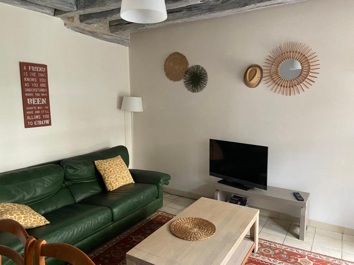 Gites « Le Clos Saint Hilaire » Mer 外观 照片